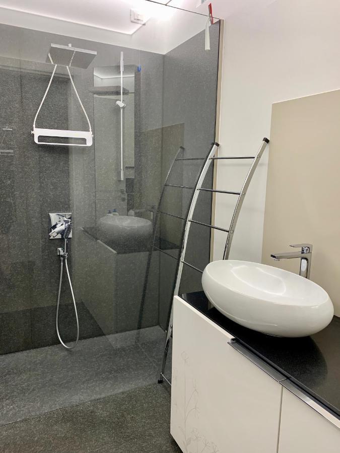 Lakegarden Apartment *